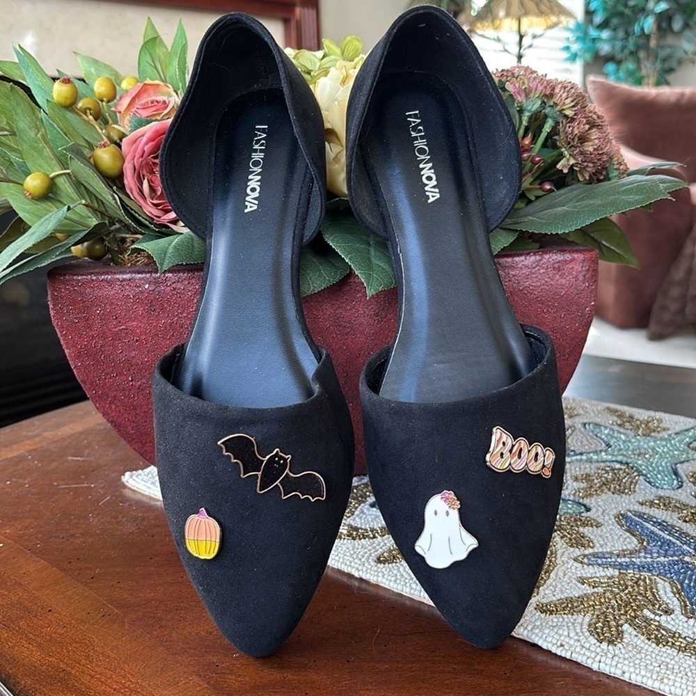Brand New Fashion Nova Custom Halloween Black Flats Bat Ghost Pumpkin Festive